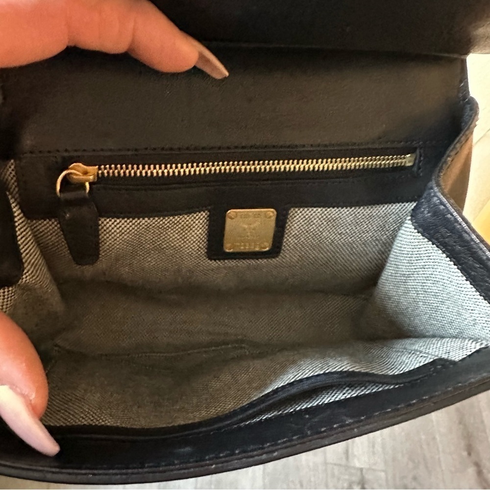 💎MCM SNAKE SKIN LEATHER CROSSBODY BAG💎 - Picture 7 of 11